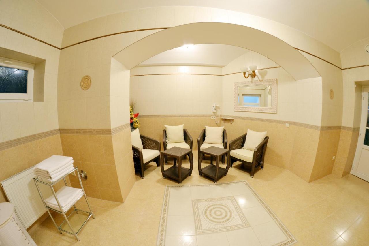 קרלובי וארי Apartma Premium מראה חיצוני תמונה