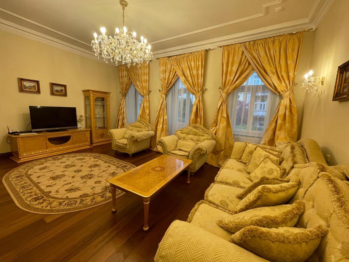 קרלובי וארי Apartma Premium מראה חיצוני תמונה