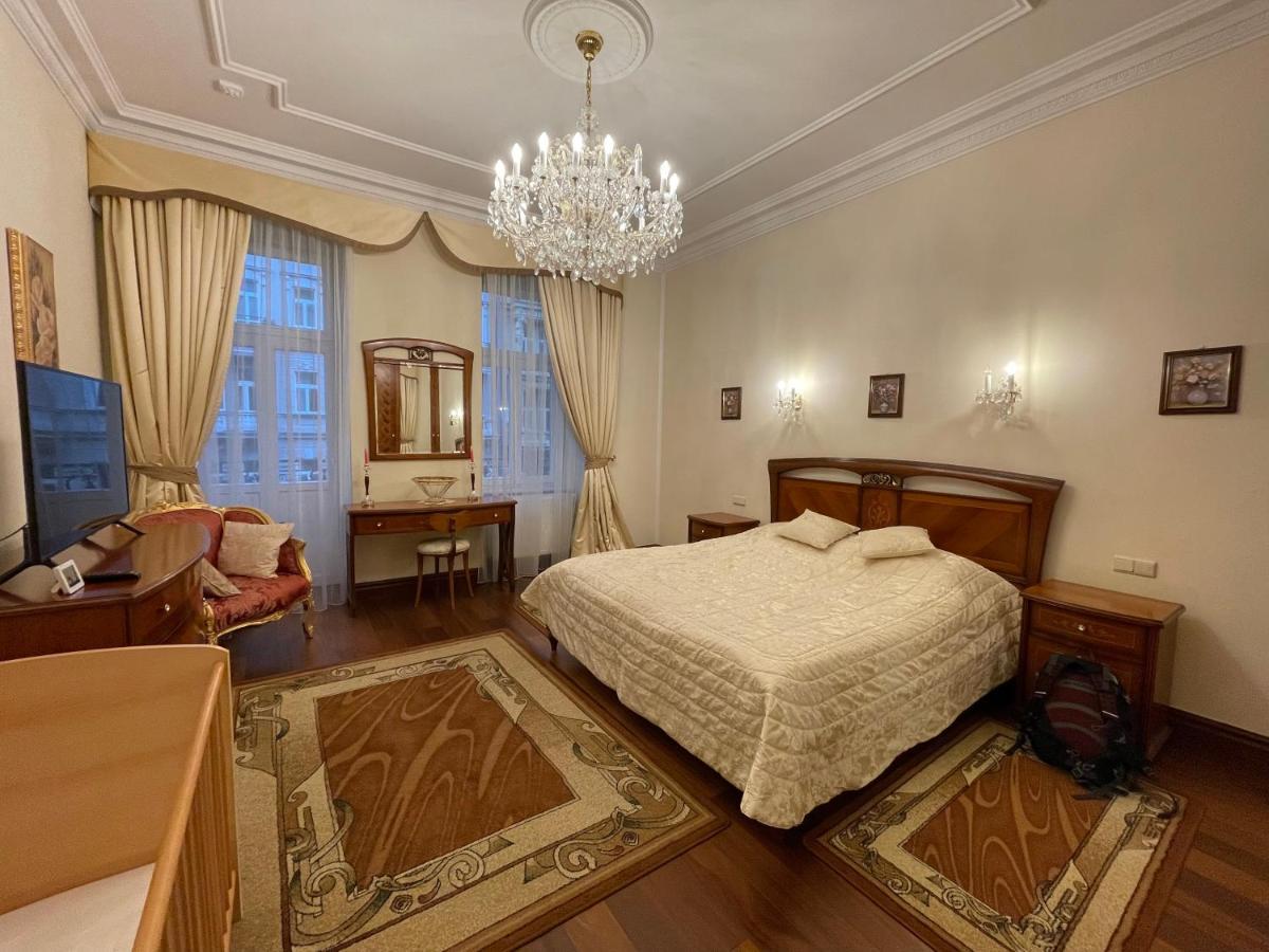 קרלובי וארי Apartma Premium מראה חיצוני תמונה